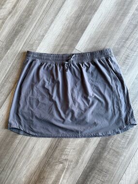 Patagonia Women's Fleetwith Skort Lined Wrap Skirt Gray Sz XL Hiking Outdoor
